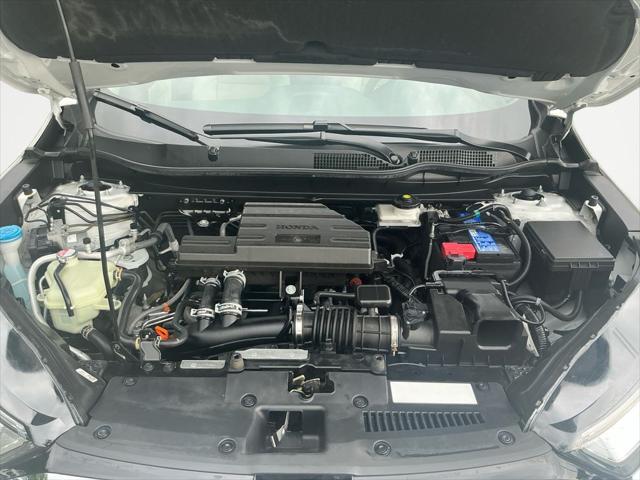 Photo of 2022 Platinum White Pearl Honda CR-V