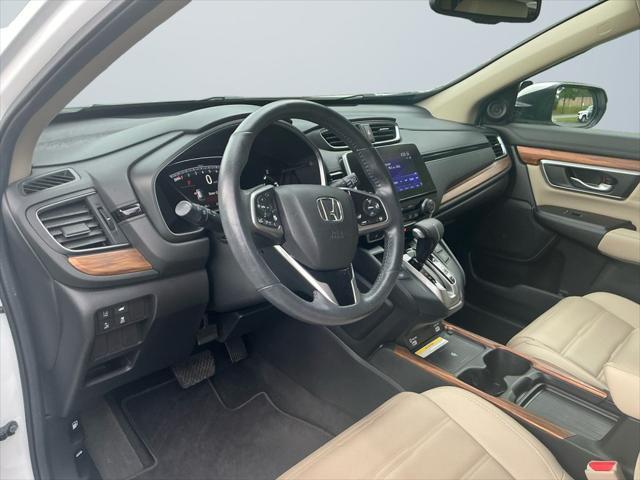 Photo of 2022 Platinum White Pearl Honda CR-V