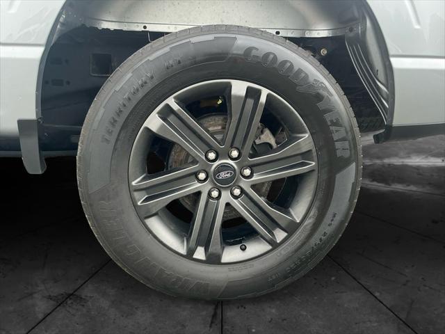 Photo of 2021 Iconic Silver Metallic Ford F-150