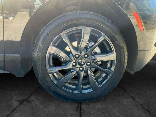 Photo of 2024 Mosaic Black Metallic Chevrolet Equinox