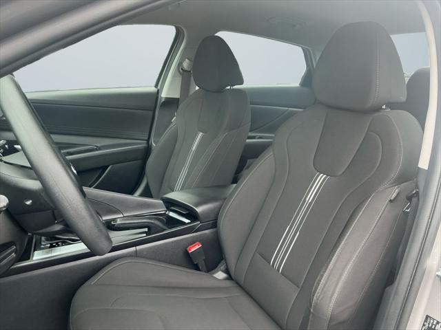 Photo of 2023 Fluid Metal Hyundai ELANTRA