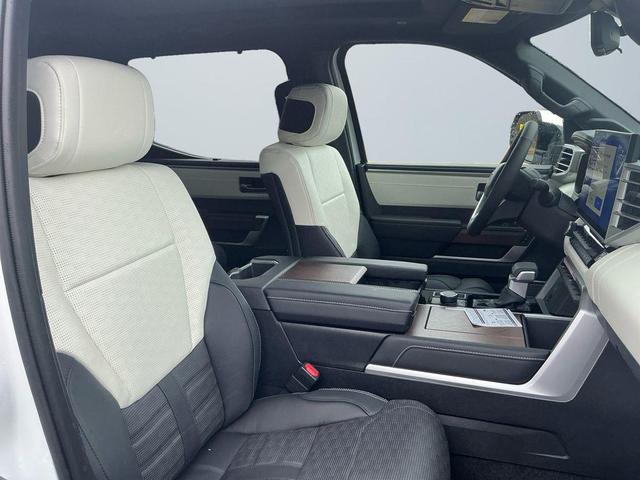 Photo of 2025 Wind Chill Prl Toyota Tundra Hybrid