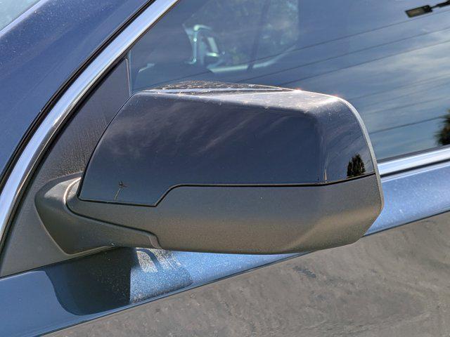 Photo of 2023 Northsky Blue Metallic Chevrolet Traverse