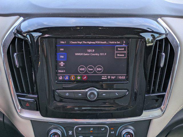 Photo of 2023 Northsky Blue Metallic Chevrolet Traverse