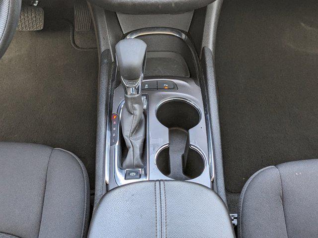 Photo of 2024 Summit White Chevrolet Malibu