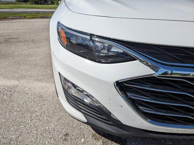 Photo of 2024 Summit White Chevrolet Malibu