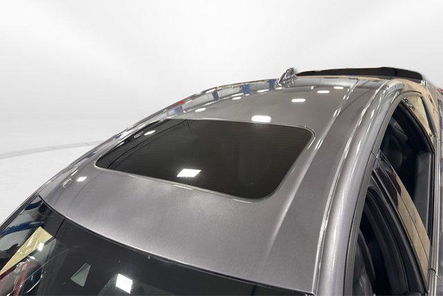 Photo of 2022 Modern Steel Metallic Acura TLX