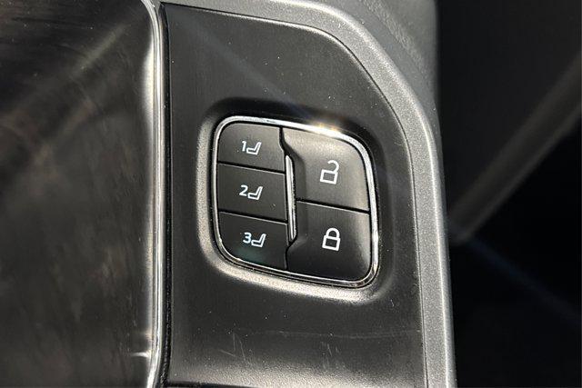 Photo of 2021 Oxford White Ford F-150