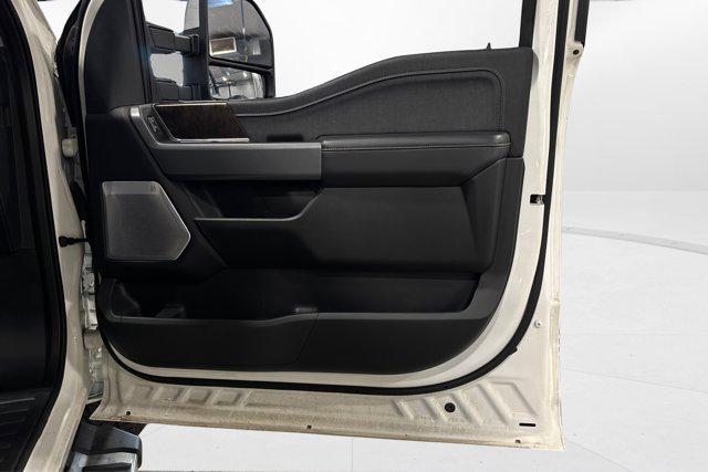 Photo of 2021 Oxford White Ford F-150