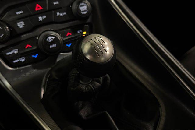 Photo of 2015 Sublime Pearl Coat Dodge Challenger
