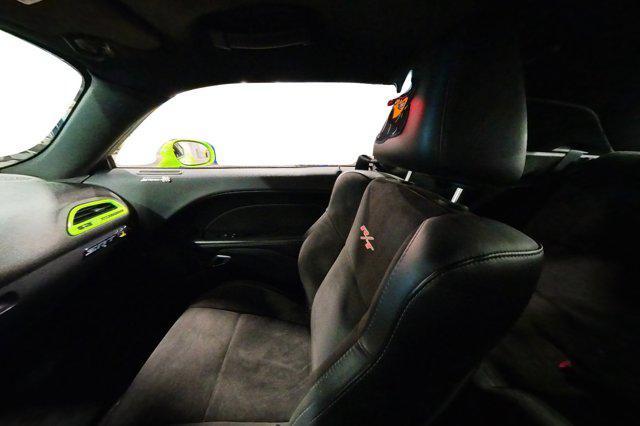 Photo of 2015 Sublime Pearl Coat Dodge Challenger