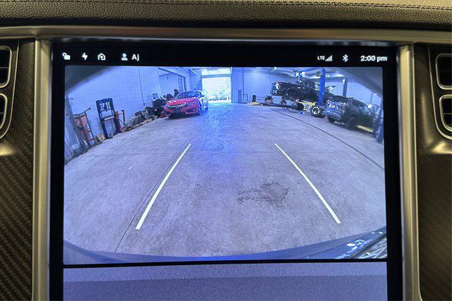 Photo of 2014 Gray Metallic Tesla Model S