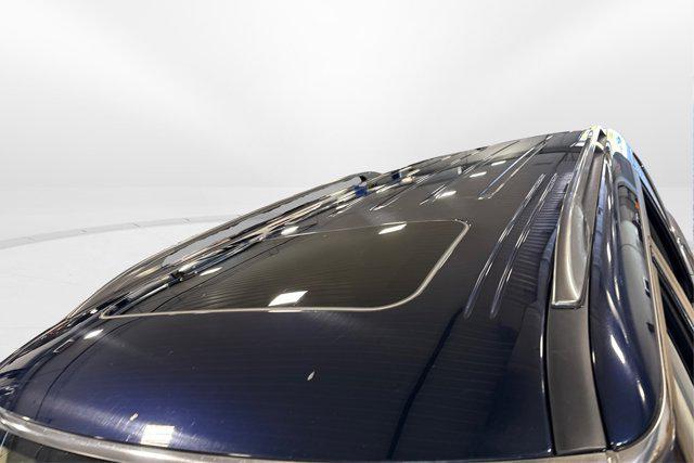Photo of 2022 Hermosa Blue Pearl Nissan Armada