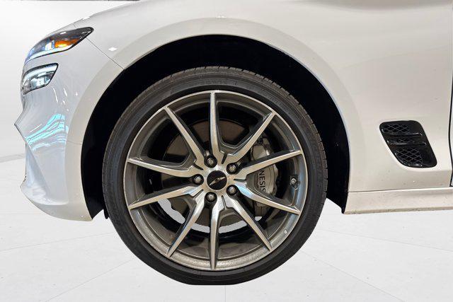 Photo of 2025 Alta White Genesis G70
