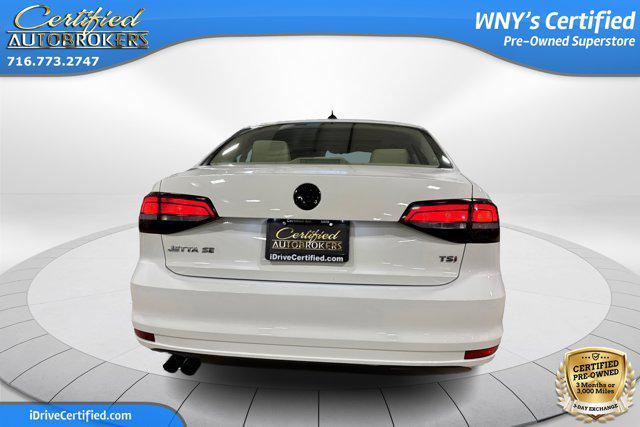 Photo of 2017 Pure White Volkswagen Jetta