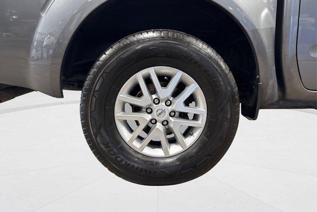 Photo of 2016 Gun Metallic Nissan Frontier