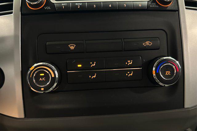 Photo of 2016 Gun Metallic Nissan Frontier