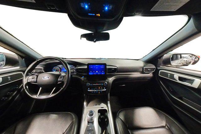 Photo of 2020 Silver Spruce Metallic Ford Explorer