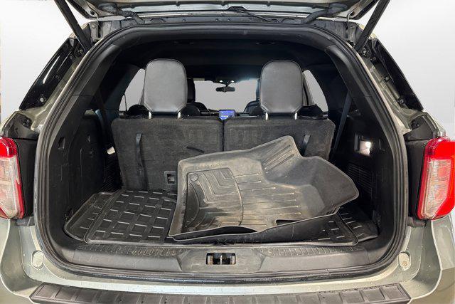 Photo of 2020 Silver Spruce Metallic Ford Explorer