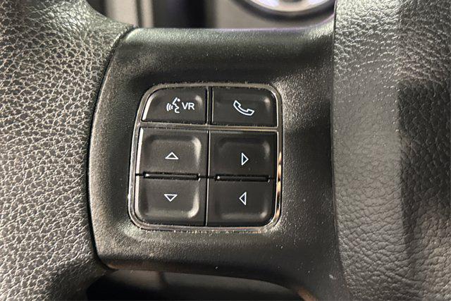Photo of 2018 Granite Crystal Metallic Clearcoat RAM 1500