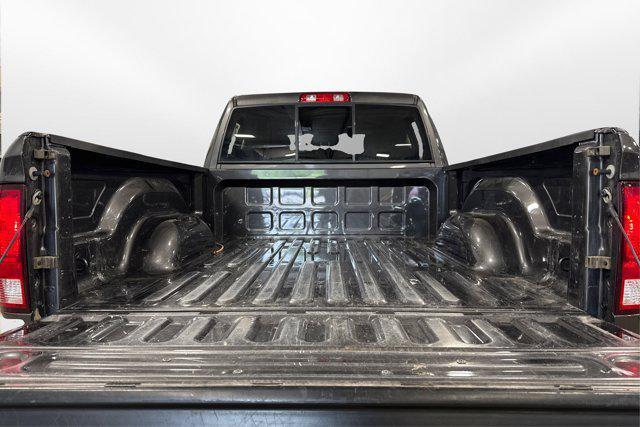Photo of 2018 Granite Crystal Metallic Clearcoat RAM 1500