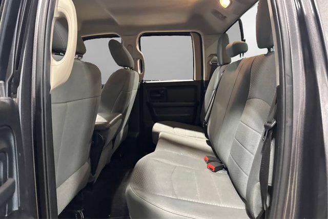 Photo of 2018 Granite Crystal Metallic Clearcoat RAM 1500