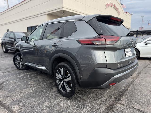 Photo of 2023 Gun Metallic Nissan Rogue