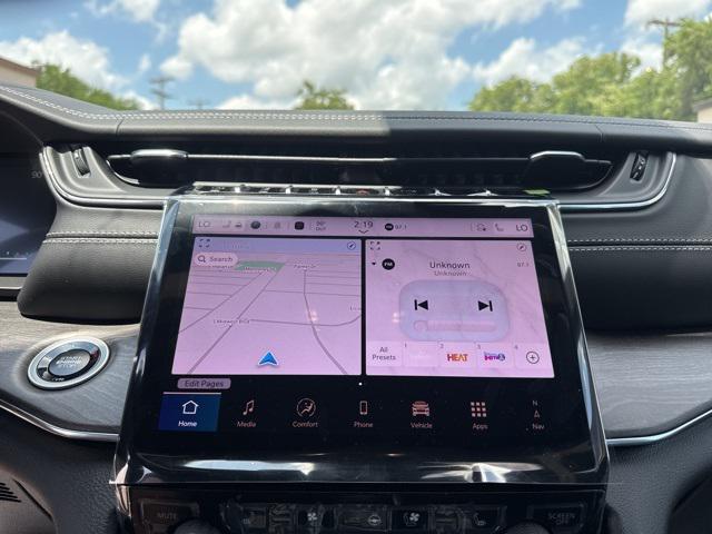 Photo of 2025 Silver Zynith Jeep Grand Cherokee