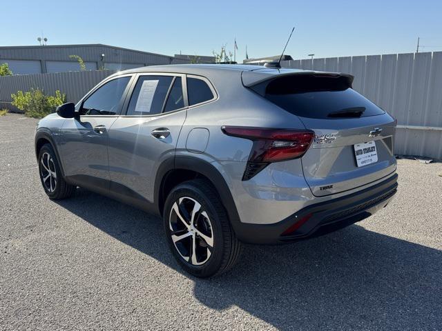 Photo of 2025 Sterling Gray Metallic Chevrolet Trax