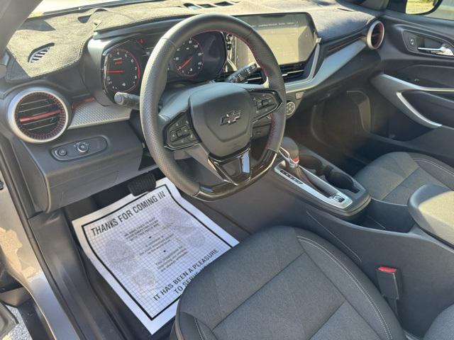 Photo of 2025 Sterling Gray Metallic Chevrolet Trax