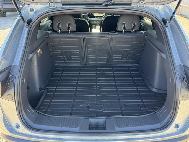 Photo of 2025 Sterling Gray Metallic Chevrolet Trax
