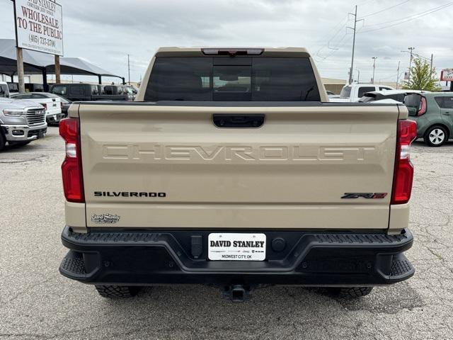 Photo of 2023 Sand Dune Metallic Chevrolet Silverado 1500