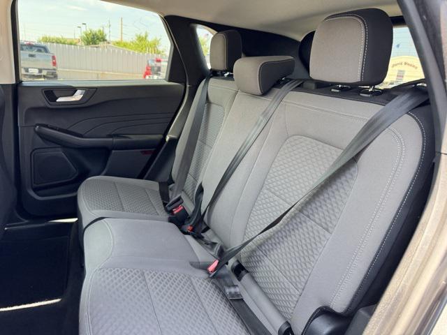 Photo of 2021 Gray Metallic Ford Escape