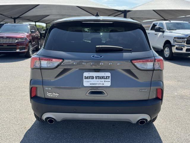 Photo of 2021 Gray Metallic Ford Escape