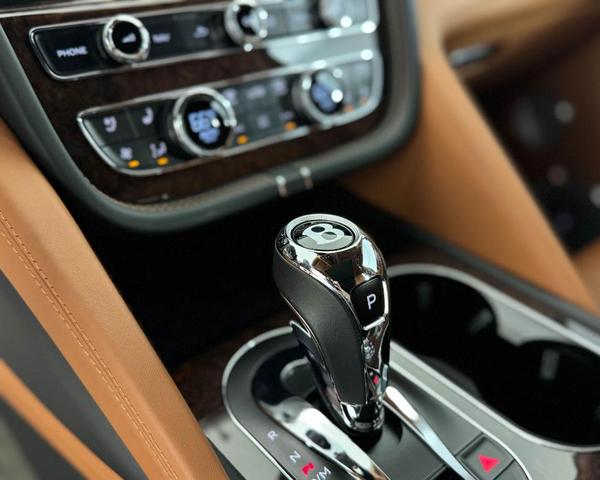 Photo of 2022 Gray Bentley Bentayga