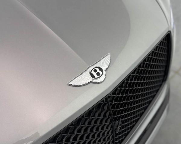 Photo of 2022 Gray Bentley Bentayga