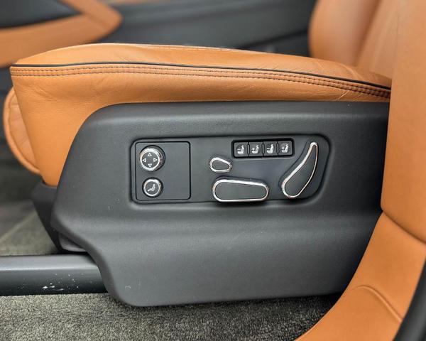 Photo of 2022 Gray Bentley Bentayga