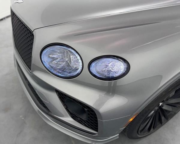 Photo of 2022 Gray Bentley Bentayga