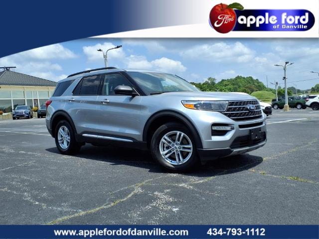 Photo of 2023 ICONIC SILVER METALLIC Ford Explorer