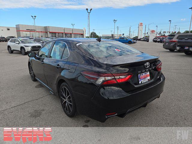 Photo of 2023  Toyota Camry