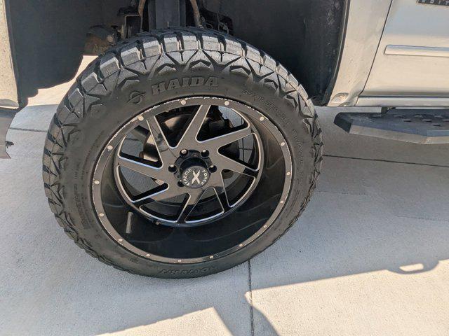 Photo of 2018 Silver Ice Metallic Chevrolet Silverado 1500