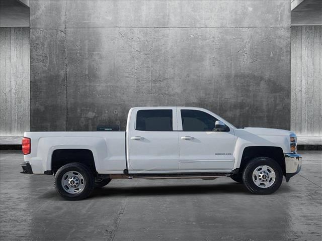 Photo of 2017 Summit White Chevrolet Silverado 2500