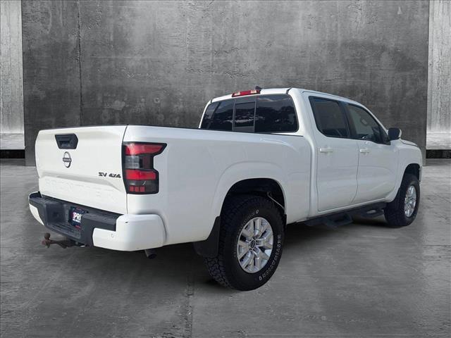 Photo of 2022 Glacier White Nissan Frontier