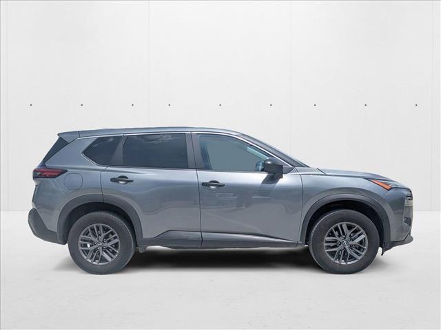 Photo of 2023 Gun Metallic Nissan Rogue