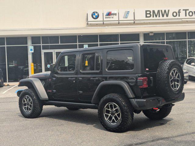 Photo of 2024 Black Clearcoat Jeep Wrangler