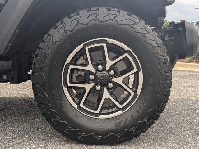 Photo of 2024 Black Clearcoat Jeep Wrangler