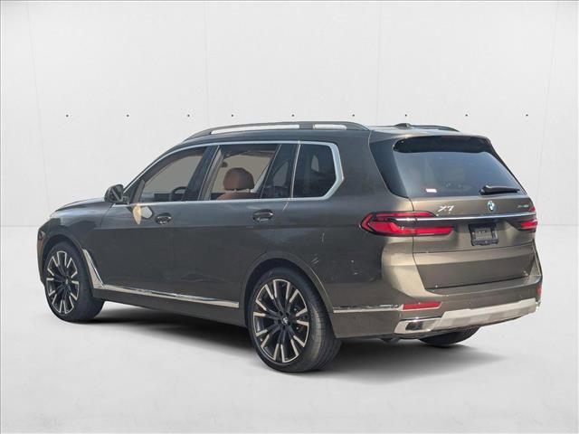 Photo of 2026 Manhattan Green Metallic BMW X7