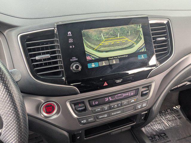 Photo of 2020 Platinum White Pearl Honda Passport