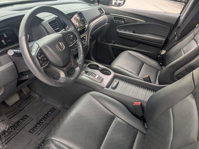 Photo of 2020 Platinum White Pearl Honda Passport