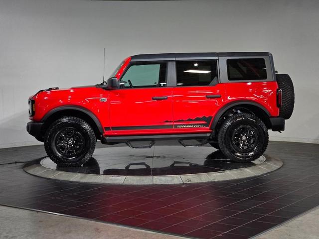 Photo of 2023 Race Red Ford Bronco